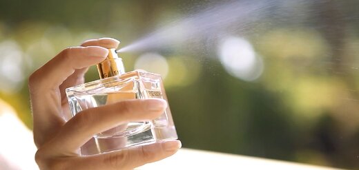 عطرسازی شخصی‌سازی‌شده (Custom Perfume)