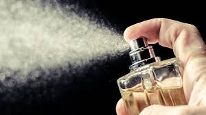 معروف ترین عطرهای کلاسیک و مدرن دنیا 